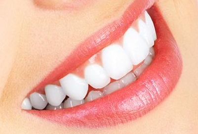 上海華山醫(yī)院激光祛斑價目表已上線！如何選擇適合自己的科室和醫(yī)生？是否值得一試呢？