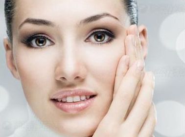 2023年國內(nèi)丨權(quán)威植發(fā)醫(yī)院排行榜隆重發(fā)布，全方位解析實力醫(yī)院！