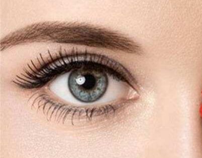 內(nèi)眼角修復(fù)實踐者劉風(fēng)卓的經(jīng)驗詳述，修復(fù)效果展現(xiàn)，服務(wù)費用公開！