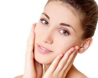 重慶西南醫(yī)院整形專家分享李喆的隆鼻案例及相關(guān)價格參考