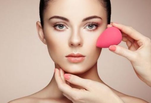 民航總院微創(chuàng)隆胸手術(shù)費用及技術(shù)解析，真實案例分享