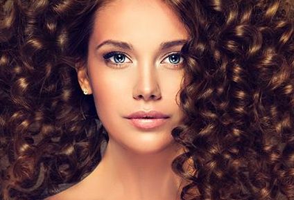 長(zhǎng)沙醫(yī)療界的頂級(jí)權(quán)威：揭秘鵬愛(ài)整形醫(yī)院所屬院長(zhǎng)劉春明醫(yī)生！