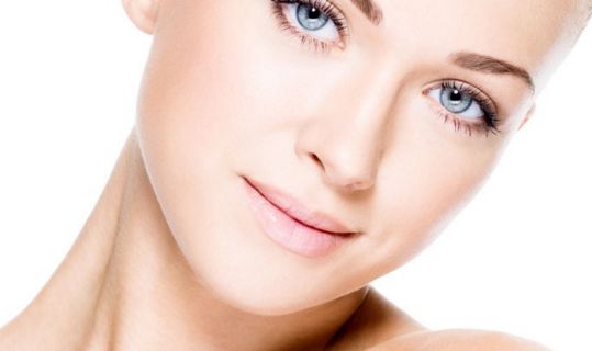 選擇正規(guī)的植發(fā)醫(yī)院，專業(yè)解決問題