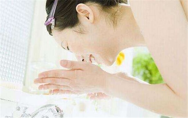 2023年深圳優(yōu)秀雙眼皮修復(fù)醫(yī)生盤點(diǎn)，5位眼部整形專家任您挑選