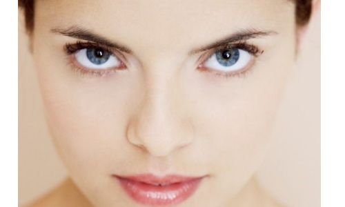 黃久佐修復(fù)雙眼皮提肌的效果如何？案例分析和費(fèi)用信息詳解！