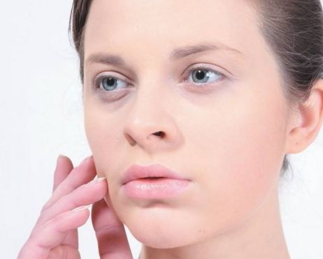 南京華韓裴柄萬眼部整形手術(shù)有口皆碑：雙眼皮修復(fù)技術(shù)精湛，價(jià)格親民