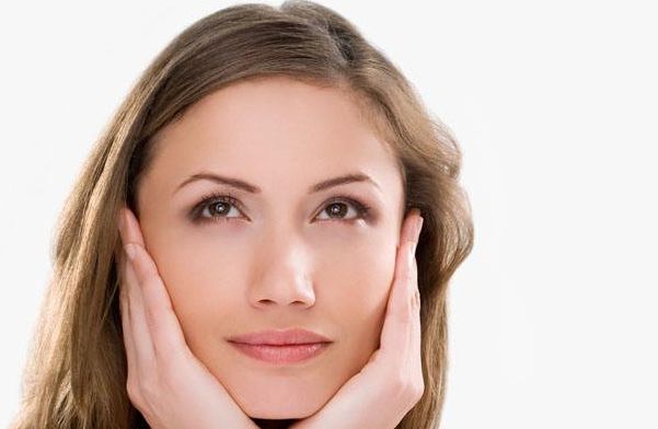 上海九院周顯玉醫(yī)生眼袋手術(shù)效果如何？眼周抗衰專家測(cè)評(píng)