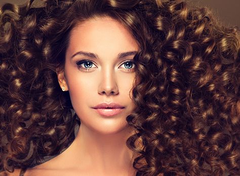 讓妝容更自然！5個簡單的步驟教你打造淡妝效果，告別“容貌焦慮”