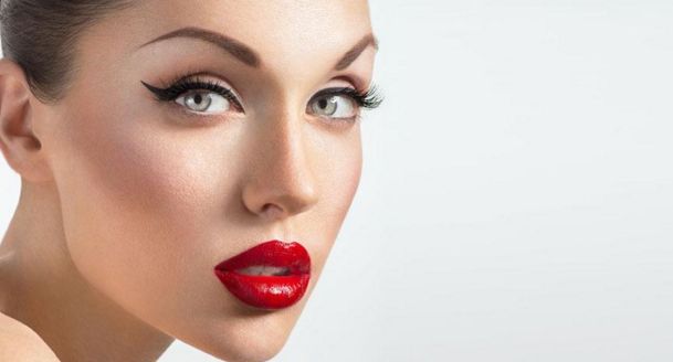 上海九院隆胸實(shí)力派醫(yī)師推薦：余力、徐華，口碑審美雙在線