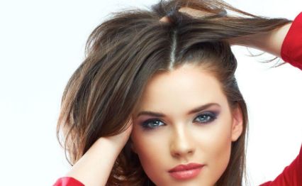 解決耳朵畸形問題，推薦北京頂級整形醫(yī)院