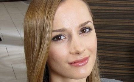 南寧隆鼻哪家醫(yī)院口碑好？華美整形隆鼻費(fèi)用詳解