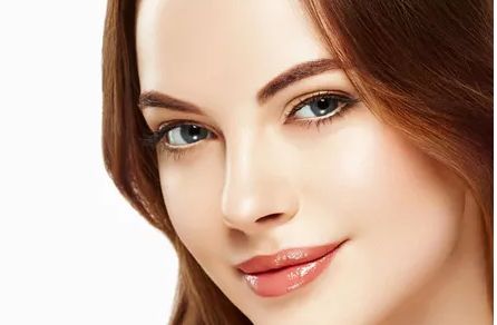 上海著名額頭縮小整形醫(yī)院推薦：專業(yè)技術(shù)備受好評(píng)，口碑醫(yī)院為您解決煩惱