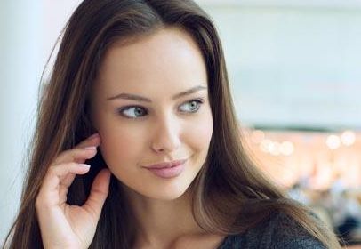 榮恩醫(yī)療美容醫(yī)院專家團(tuán)隊(duì)引領(lǐng)時(shí)尚美容領(lǐng)域