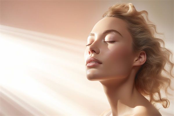 告別油頭脫發(fā)：脂溢性脫發(fā)治療與護(hù)理指南