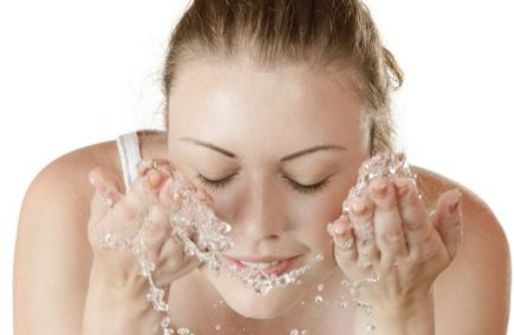 重慶藝星整形美容醫(yī)院專家團(tuán)隊(duì)深度分析：技術(shù)實(shí)力與服務(wù)質(zhì)量如何