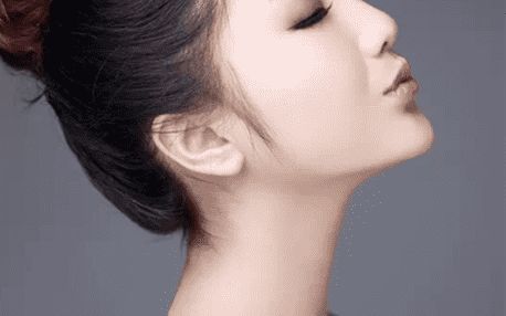 隆鼻手術(shù)后面部發(fā)紅：原因及應(yīng)對(duì)方法，你需要了解！