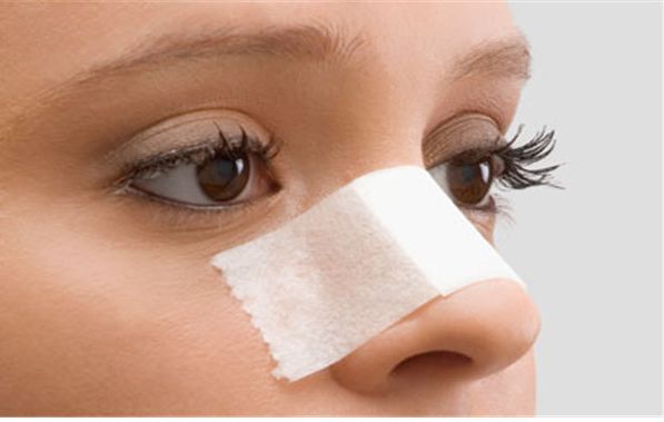 揭秘唐新輝隆胸的秘密：技術(shù)優(yōu)勢、成功案例，價(jià)格一次看清