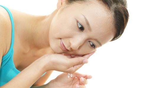 淡化色斑，自然祛除雀斑的有效方法大揭秘
