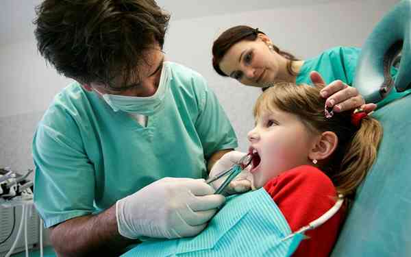 大連熱拉提去眼紋醫(yī)生