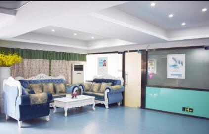 深圳仁安雅療學(xué)美容門(mén)診部