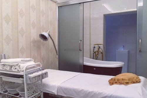 武漢尊麗醫(yī)療美容整形門(mén)診部