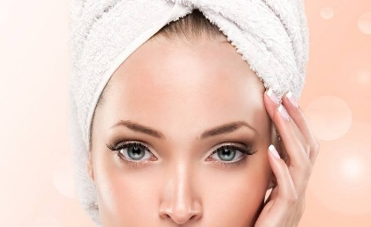 烏魯木齊植發(fā)行業(yè)領(lǐng)先者盤(pán)點(diǎn)：碧蓮盛、雍禾再度獲得榮譽(yù)！信賴口碑彰顯實(shí)力！