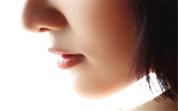 云南省頂級(jí)專(zhuān)業(yè)雙眼皮整形醫(yī)院排行榜：重磅盤(pán)點(diǎn)前五強(qiáng)醫(yī)療機(jī)構(gòu)