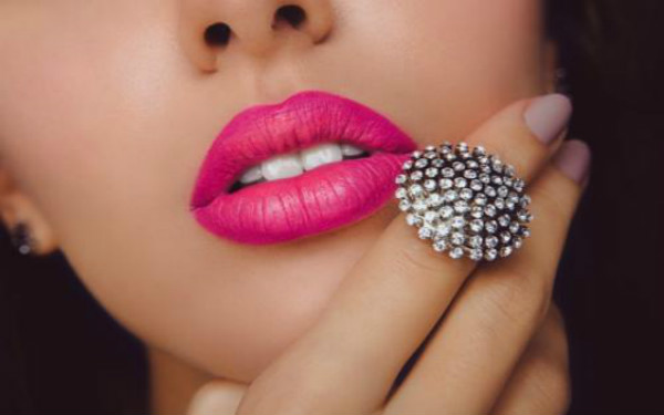 成都納米微針去痘醫(yī)生