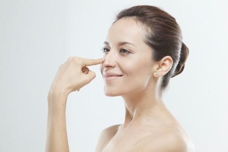 臺(tái)州膠原蛋白填充眼周紋醫(yī)生