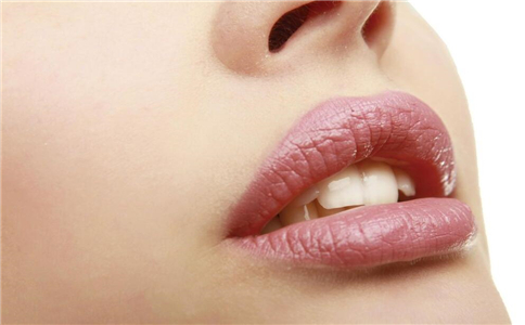 中山自體脂肪顆粒注射豐唇醫(yī)生