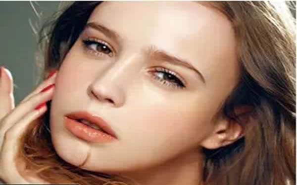 廣州五位頂尖雙眼皮手術(shù)醫(yī)生，馮傳波、李光琴等實(shí)力強(qiáng)大，匠心獨(dú)運(yùn)