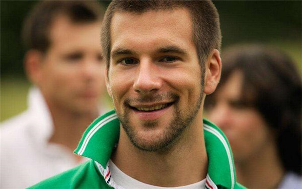 昆明哪家雙眼皮手術(shù)醫(yī)院口碑最佳？推薦麗都醫(yī)院和美立方眼部技術(shù)！