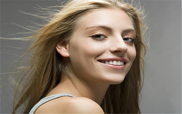 杭州最佳切痣醫(yī)院TOP5，這些卷發(fā)藝術家讓你化身格萊美巨星！