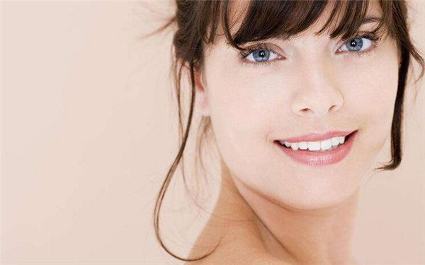 昆明眼袋手術(shù)哪家醫(yī)院好？被經(jīng)驗(yàn)豐富的患者推崇！