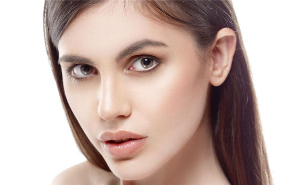 海南海口哪家醫(yī)院做埋線雙眼皮好？選底蘊深厚的鵬愛第三吧！