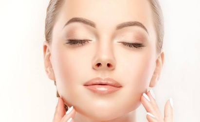 武漢整形醫(yī)院隆鼻前五強(qiáng)盛！驚艷排行榜大揭曉，醫(yī)學(xué)前沿科技引領(lǐng)潮流