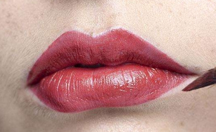 2023石家莊雙眼皮醫(yī)院排名TOP10，專業(yè)韓式無(wú)痕埋線技術(shù)值得信賴！