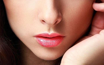 大連哪些醫(yī)院對極限音波拉皮有經驗？2023大連有哪些正規(guī)整容醫(yī)院提供極限音波拉皮手術？比較受歡迎的整容醫(yī)