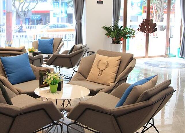 桂林自體真皮填充眼窩排行前十位的大型美容醫(yī)院名單詳解！桂林星范整形強(qiáng)勢(shì)推薦~