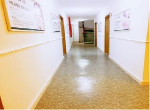 海南伊佳醫(yī)療美容醫(yī)院做開(kāi)眼角手術(shù)有何優(yōu)勢(shì)？開(kāi)眼角手術(shù)價(jià)格多少？