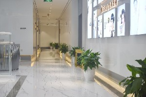 荊州華美整形美容醫(yī)院開眼角對(duì)眼睛有損傷嗎？術(shù)后會(huì)反彈嗎？