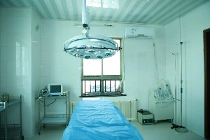 蘭州明倫醫(yī)療美容門診部開內(nèi)眼角對(duì)眼睛有影響嗎？開內(nèi)眼角如何避免風(fēng)險(xiǎn)？