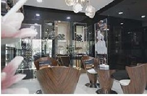 唐山頤安娜整形激光祛黑眼圈有何優(yōu)勢？價格多少？