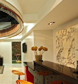 新疆張瑞紅整形激光去黑眼圈有何優(yōu)勢？可以維持多久？