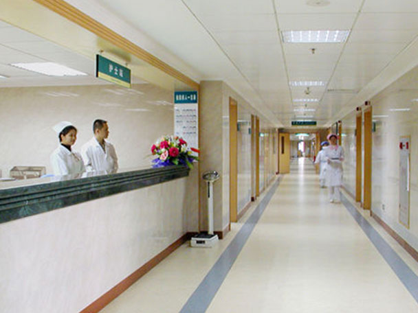 福州維多利亞整形假體隆鼻材料有哪些？價格多少？