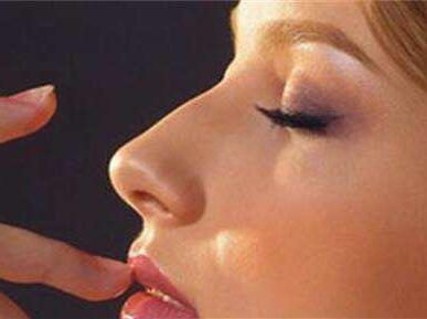 南京天際醫(yī)療假體隆鼻