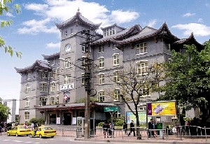 重慶中山醫(yī)院面部填充維持時(shí)間？?jī)r(jià)格貴嗎？