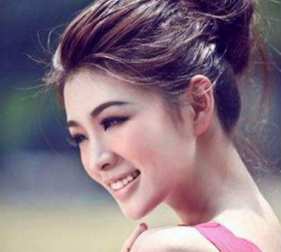 黃岡市中醫(yī)醫(yī)院燒傷整形科假體隆下巴