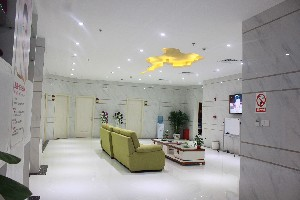 東莞依謀整形醫(yī)院假體隆胸的特點(diǎn)？?jī)r(jià)格如何？