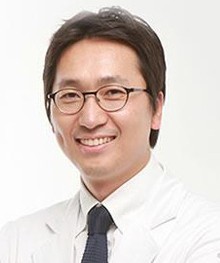 重慶星宸美容醫(yī)院鄭承一醫(yī)生